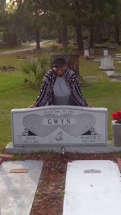 Placed red roses March 30, 2016