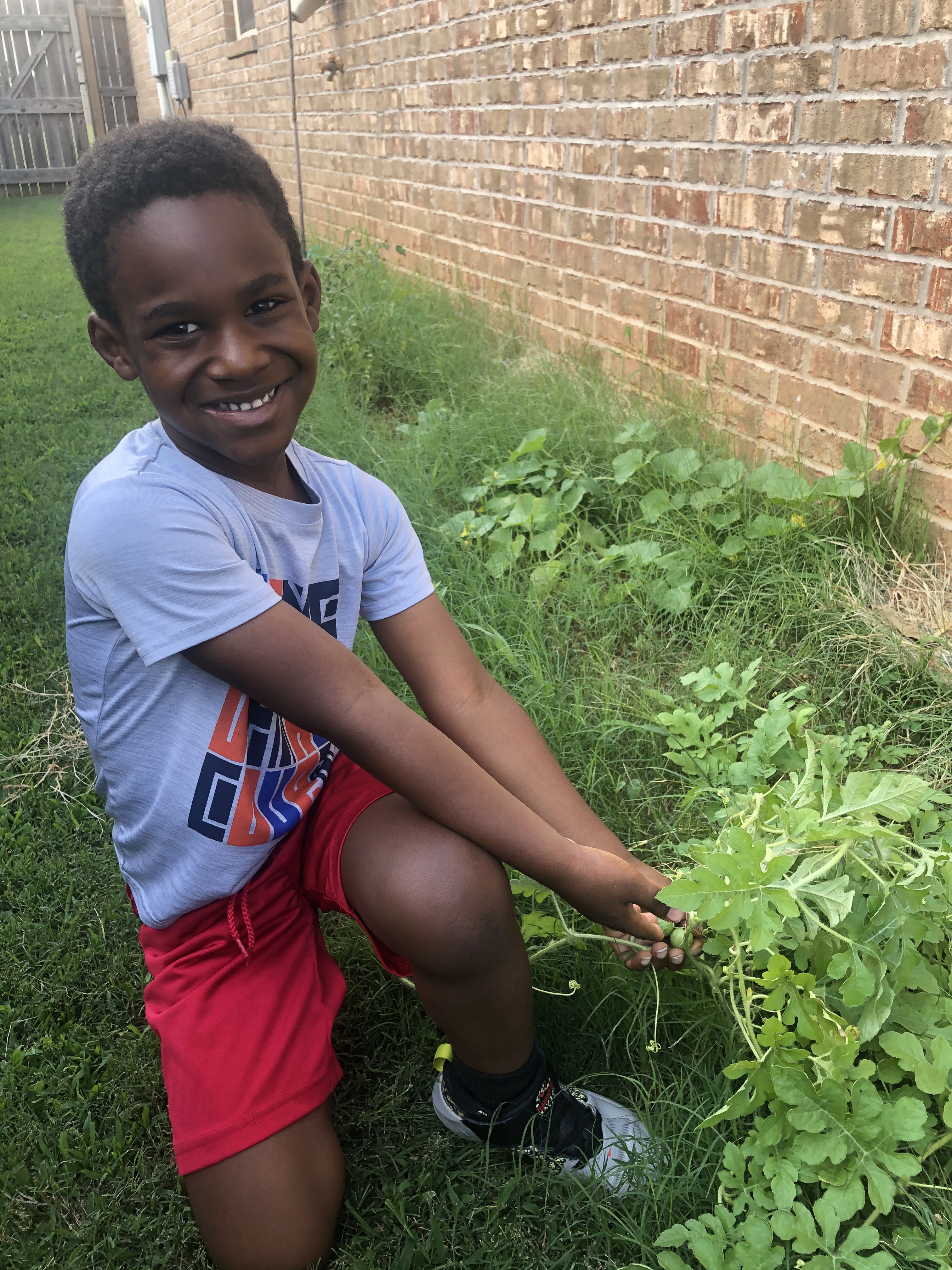 015581F1-3563-4C00-9F23-E04345DA18E0